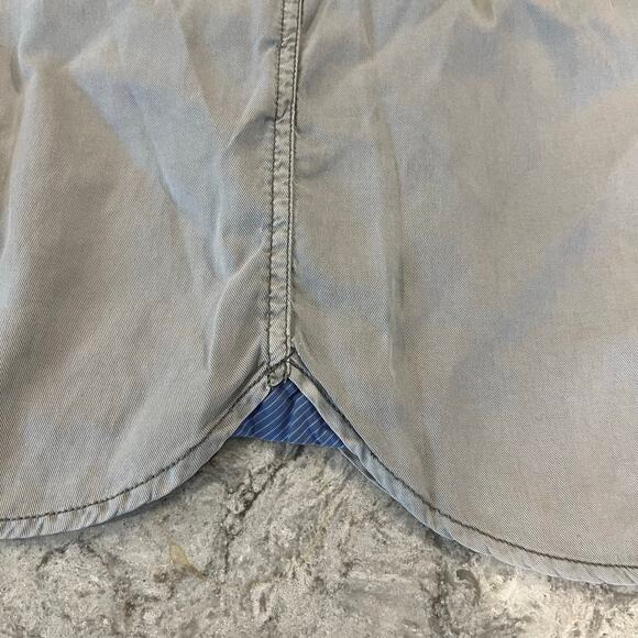 Tommy Bahama Island Modern Fit - Gray/Blue Short Sleeve Shirts - Lot of 2 - Picture 7 of 16